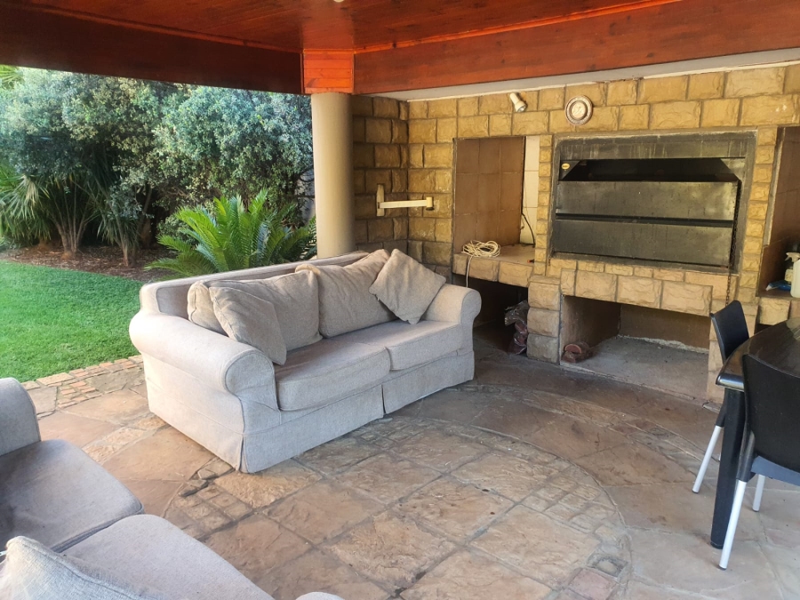 3 Bedroom Property for Sale in Safari Gardens North West